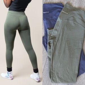 Paragon set of two high rise best friends leggings